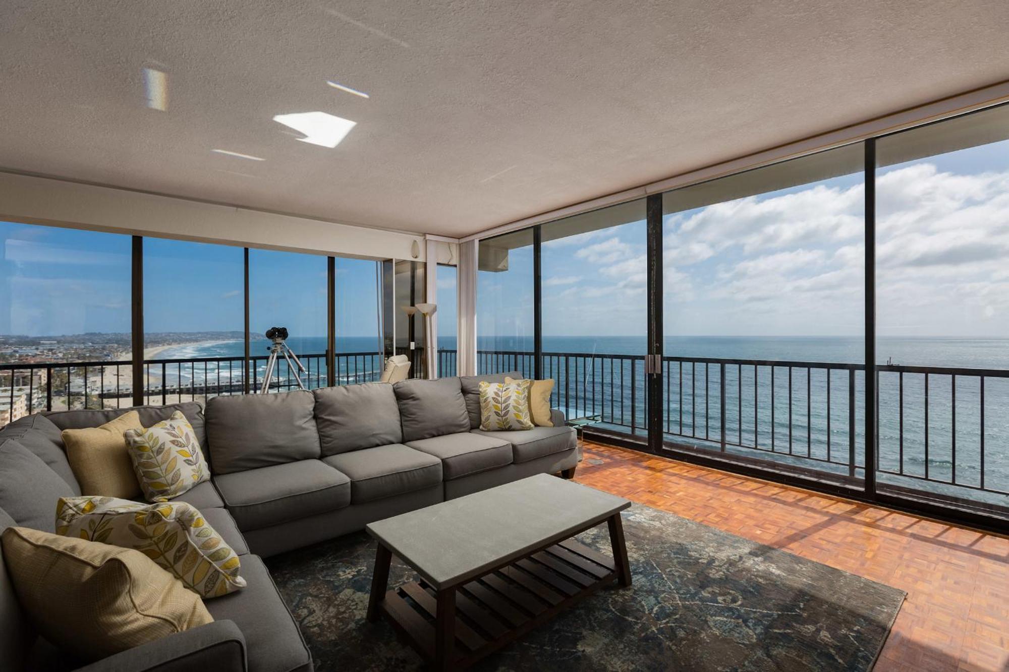 Capri By The Sea By All Seasons Resort Lodging San Diego Bagian luar foto
