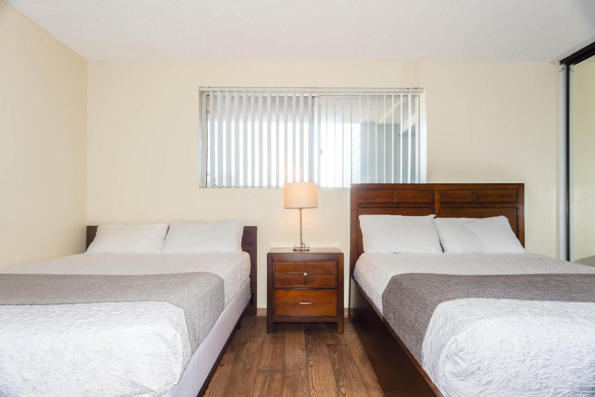 Capri By The Sea By All Seasons Resort Lodging San Diego Ruang foto