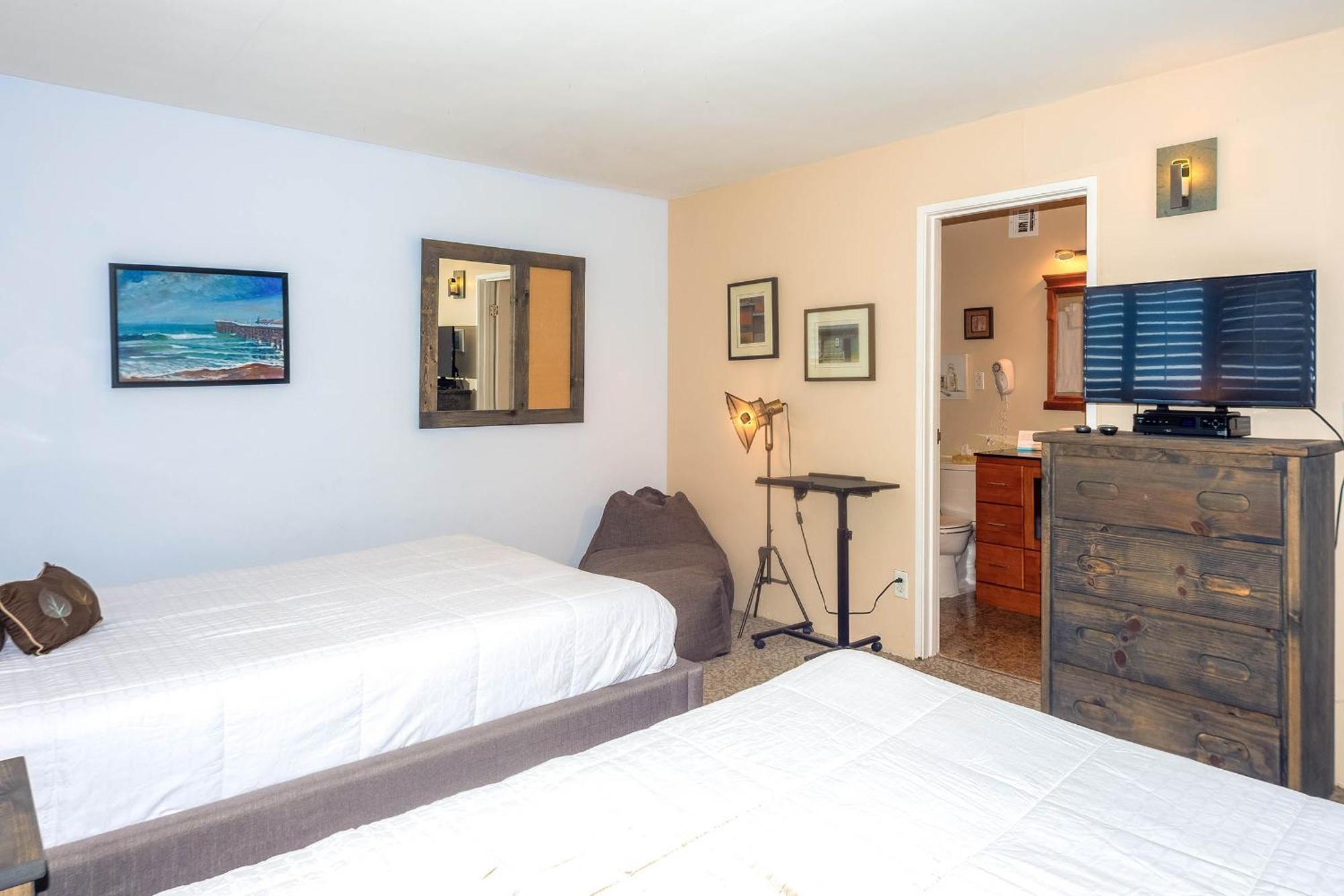 Capri By The Sea By All Seasons Resort Lodging San Diego Ruang foto
